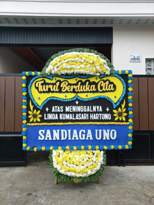 Papan Bunga Duka di Kakenturan Satu